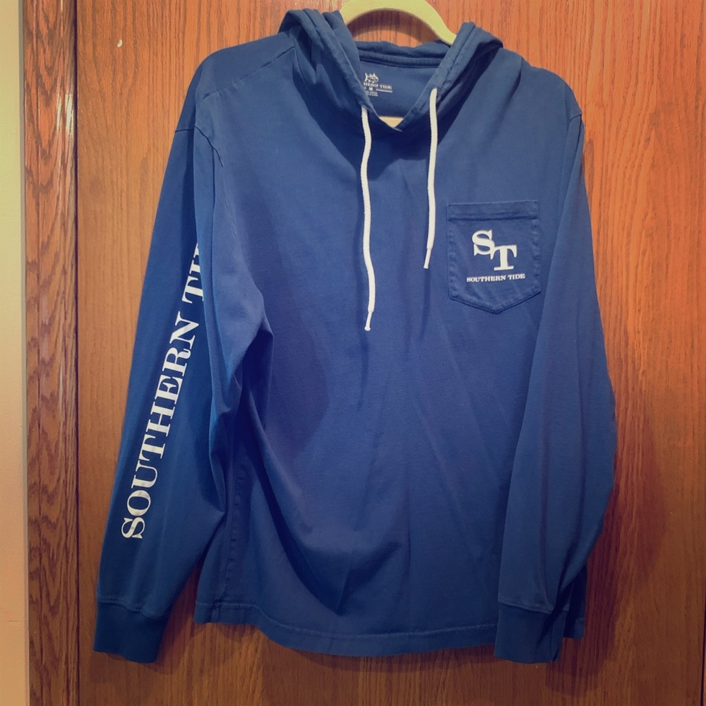 SOLD!!! Southern Tide Pullover